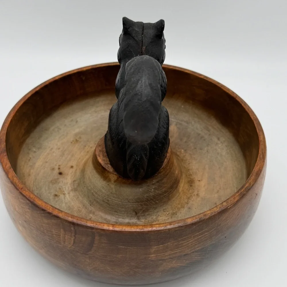 Vintage Cast Iron Mechanical Squirrel Nutcracker Turned Wood Walnut Bowl 8